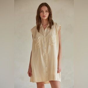 From Palmer Tunic Dress, size medium.